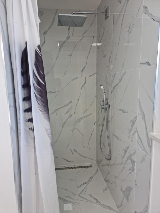 Luxury Apartment אומאג מראה חיצוני תמונה